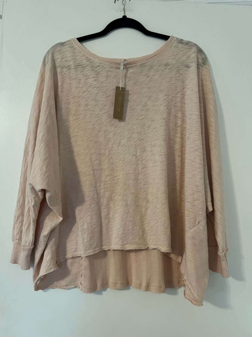 NWT Hello Nite brand size S Light Pink Women's Relaxed Long-Sleeve Top (Z132)